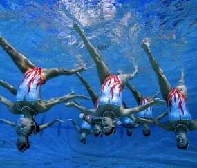 开云体育中国-魔术速胜掘金，当篮球遇上F1，米切尔在年度争冠的弯道接管比赛